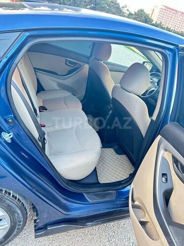 Hyundai Elantra 2015, 88,450 km - 1.8 l - Bakı