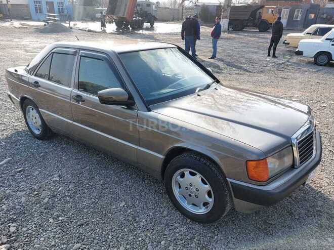 Mercedes 190 1990, 170,728 km - 2.0 л - Bərdə