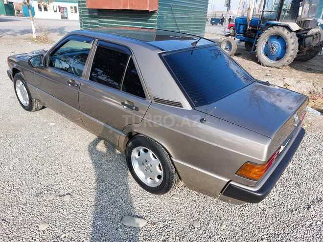 Mercedes 190 1990, 170,728 km - 2.0 л - Bərdə