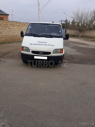 Ford Transit 2000, 472,000 km - 2.5 l - Şirvan