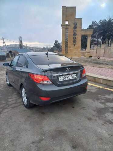 Hyundai Accent 2011, 193,588 km - 1.6 l - Gədəbəy