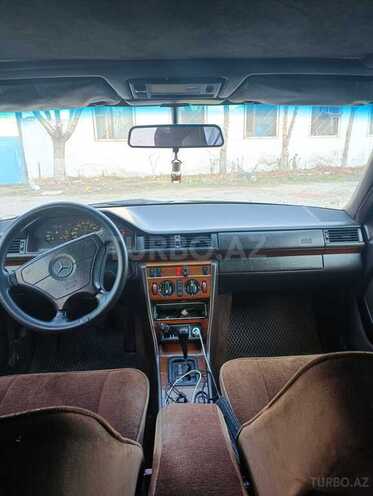 Mercedes E 220 1994, 350,000 km - 2.2 l - Bakı