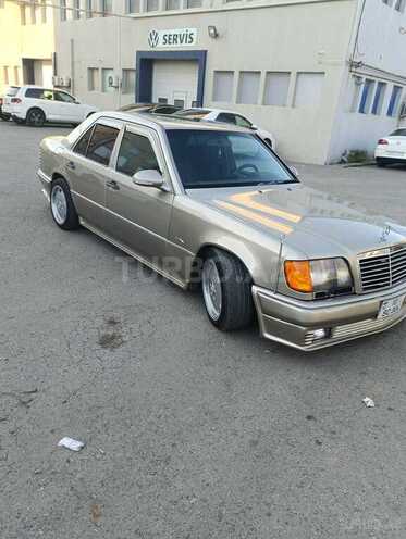 Mercedes E 220 1994, 350,000 km - 2.2 l - Bakı