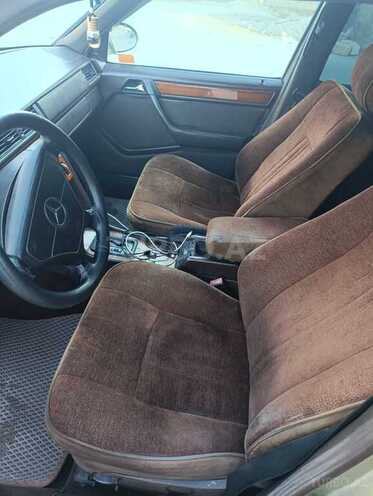 Mercedes E 220 1994, 350,000 km - 2.2 l - Bakı