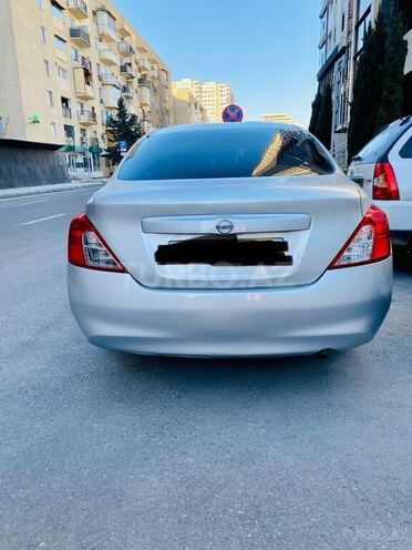 Nissan Sunny 2012, 200,000 km - 1.5 л - Bakı