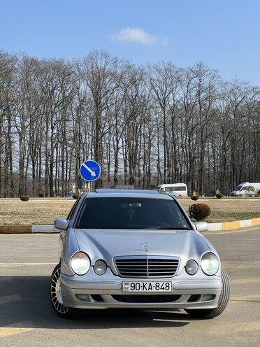 Mercedes E 220 1999, 650,000 km - 2.2 л - Bakı
