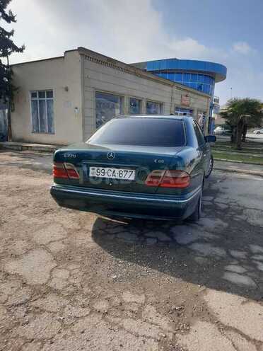 Mercedes E 220 1999, 480,000 km - 2.2 l - Bakı