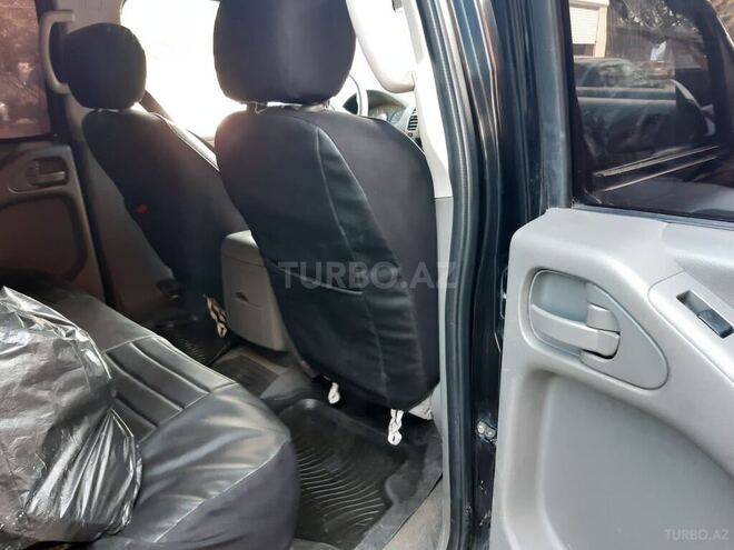 Nissan Navara 2008, 284,000 km - 2.5 l - Bakı