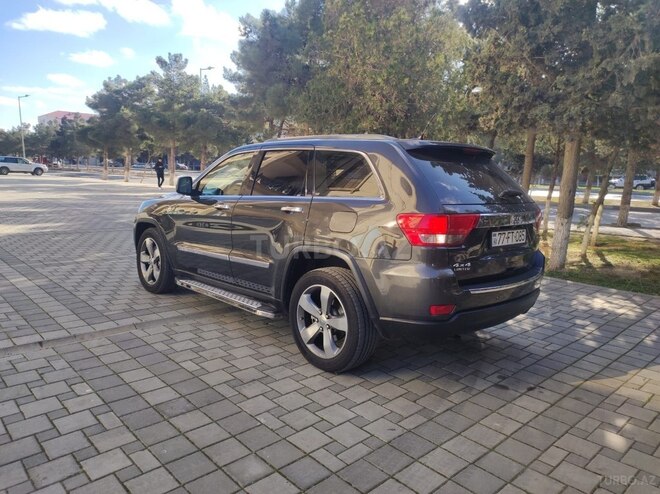 Jeep Grand Cherokee 2011, 168,000 km - 3.6 л - Sumqayıt