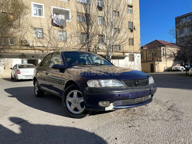 Opel Vectra 1996, 280,000 km - 2.0 l - Bakı