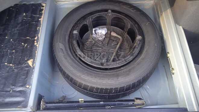 Mercedes E 240 1999, 430,000 km - 2.4 l - Bakı
