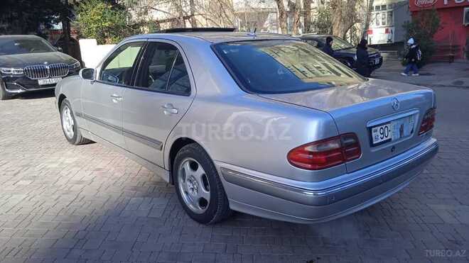 Mercedes E 240 1999, 430,000 km - 2.4 l - Bakı