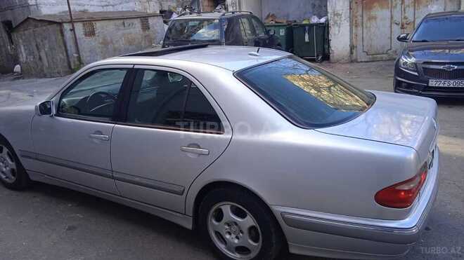 Mercedes E 240 1999, 430,000 km - 2.4 l - Bakı