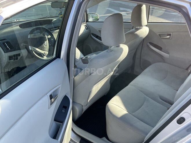Toyota Prius 2013, 145,000 km - 1.8 л - Bakı