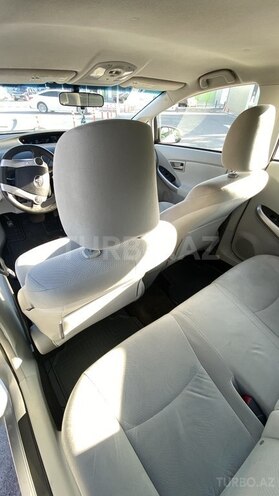 Toyota Prius 2013, 145,000 km - 1.8 л - Bakı