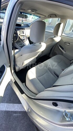 Toyota Prius 2013, 145,000 km - 1.8 л - Bakı