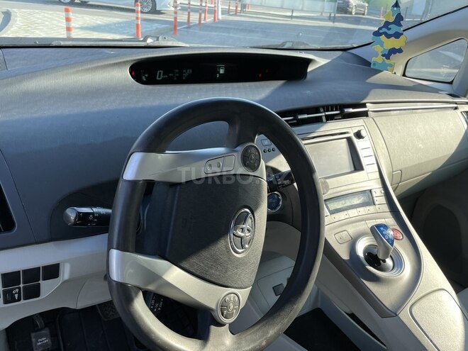 Toyota Prius 2013, 145,000 km - 1.8 л - Bakı
