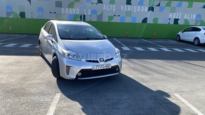Toyota Prius 2013, 145,000 km - 1.8 л - Bakı