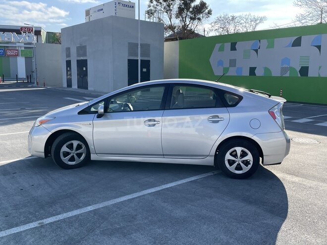 Toyota Prius 2013, 145,000 km - 1.8 л - Bakı