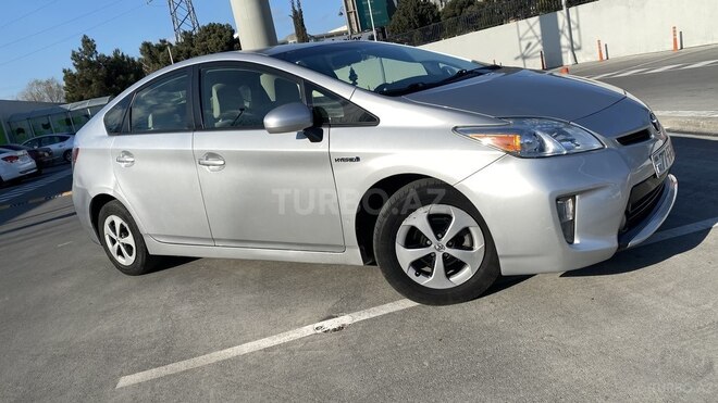 Toyota Prius 2013, 145,000 km - 1.8 л - Bakı