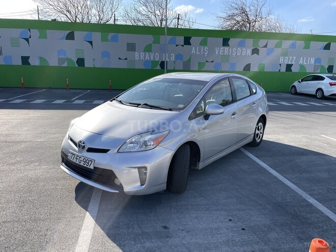 Toyota Prius 2013, 145,000 km - 1.8 л - Bakı