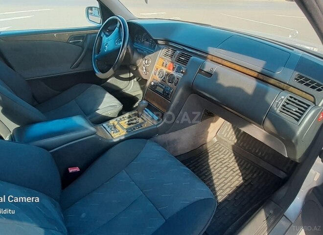 Mercedes E 240 2000, 312,547 km - 2.4 l - Sumqayıt