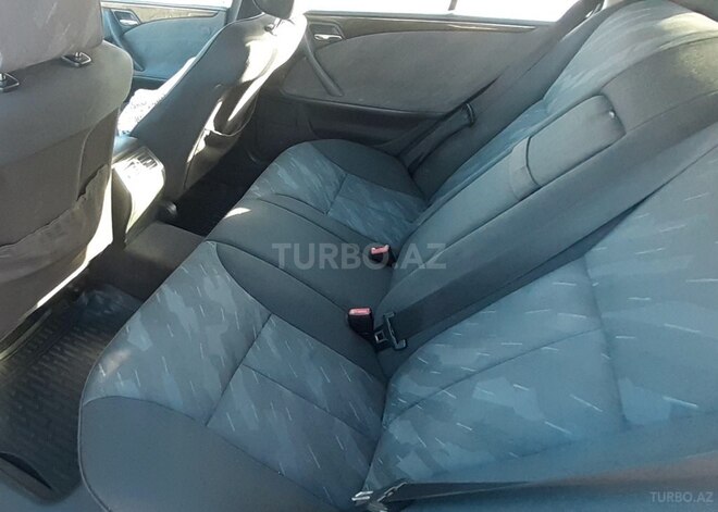 Mercedes E 240 2000, 312,547 km - 2.4 l - Sumqayıt