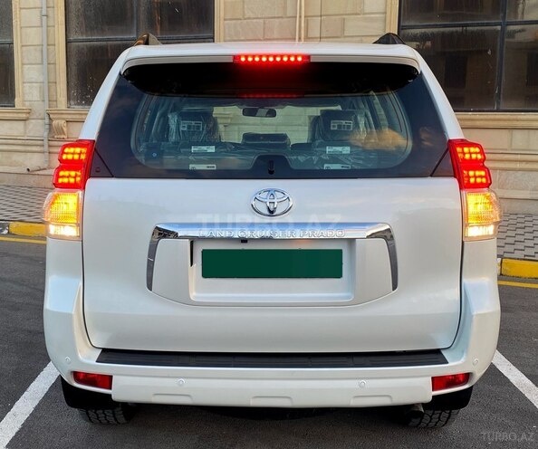 Toyota Prado 2011, 100,000 km - 2.7 l - Bakı