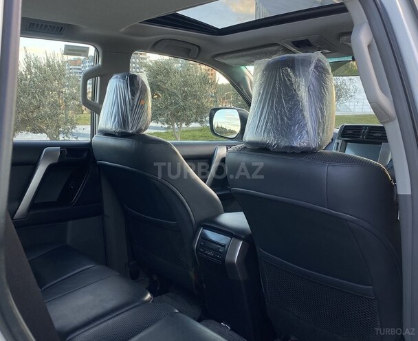 Toyota Prado 2011, 100,000 km - 2.7 l - Bakı