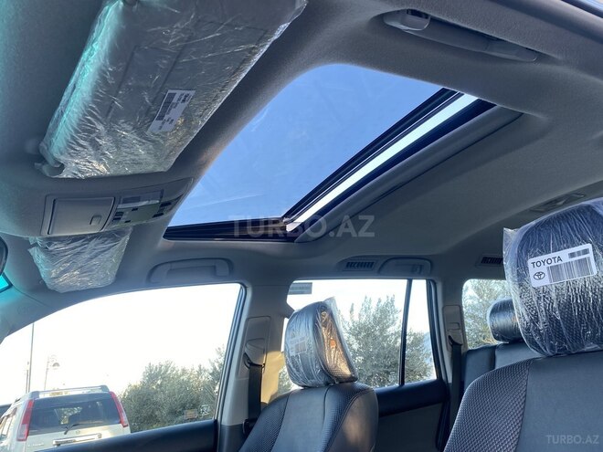 Toyota Prado 2011, 100,000 km - 2.7 l - Bakı