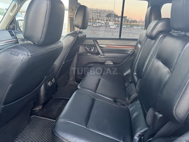 Mitsubishi Pajero 2007, 187,000 km - 3.0 l - Bakı