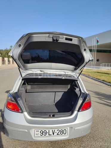 Opel Astra 2009, 214,000 km - 1.4 l - Hacıqabul