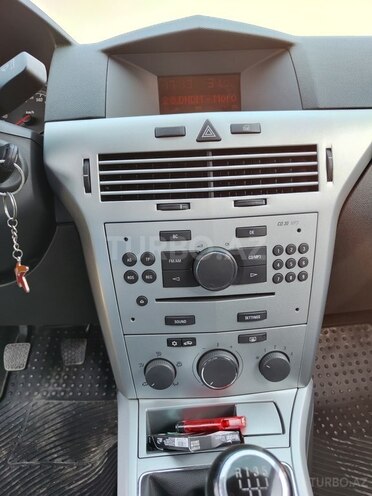Opel Astra 2009, 214,000 km - 1.4 l - Hacıqabul