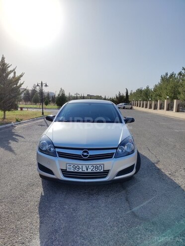 Opel Astra 2009, 214,000 km - 1.4 l - Hacıqabul
