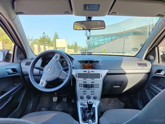 Opel Astra 2009, 214,000 km - 1.4 l - Hacıqabul