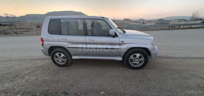 Mitsubishi Pajero io 2002, 290,000 km - 2.0 l - Bakı