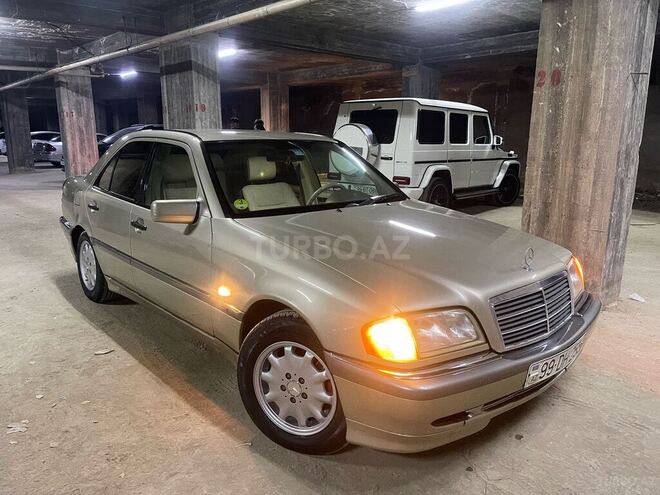 Mercedes C 220 1999, 350,000 km - 2.2 l - Sumqayıt