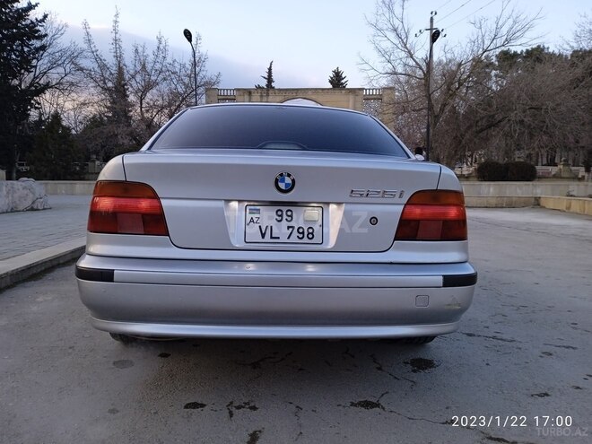 BMW 525 2001, 378,500 km - 2.5 l - Şabran