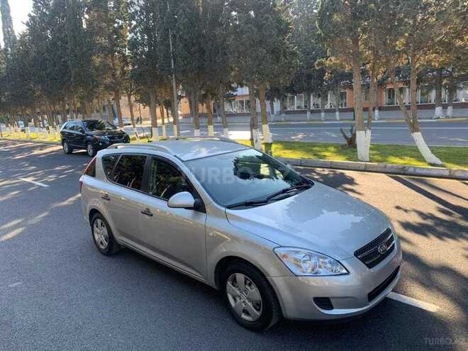 Kia Ceed 2009, 234,657 km - 1.4 л - Sumqayıt