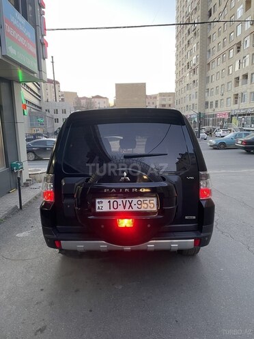 Mitsubishi Pajero 2007, 172,000 km - 3.0 l - Bakı