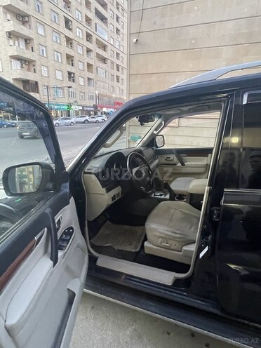 Mitsubishi Pajero 2007, 172,000 km - 3.0 l - Bakı