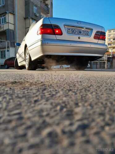 Mercedes E 240 1999, 356,555 km - 2.4 л - Bakı