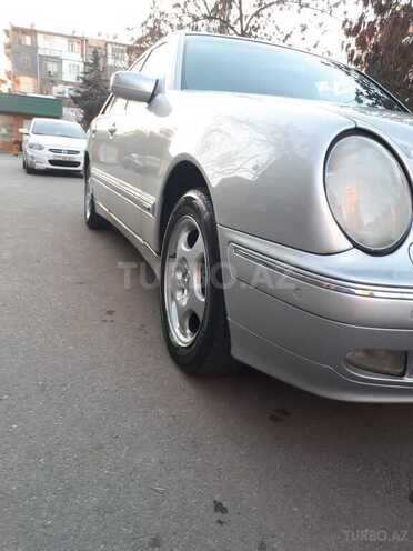 Mercedes E 240 1999, 356,555 km - 2.4 л - Bakı
