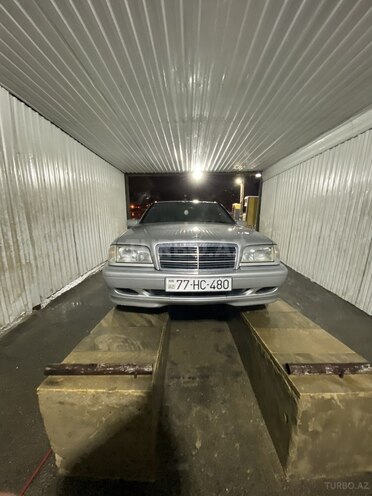 Mercedes C 180 1997, 372,000 km - 1.8 l - Bakı