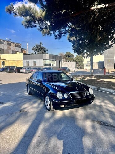 Mercedes E 220 2000, 321,521 km - 2.2 л - Bakı