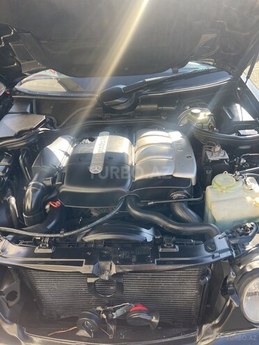 Mercedes E 220 2000, 321,521 km - 2.2 л - Bakı