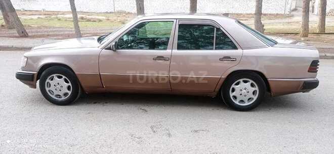 Mercedes E 200 1993, 312,563 km - 2.0 l - Sumqayıt