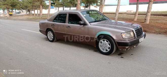 Mercedes E 200 1993, 312,563 km - 2.0 l - Sumqayıt