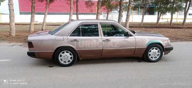 Mercedes E 200 1993, 312,563 km - 2.0 l - Sumqayıt
