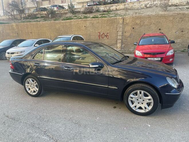 Mercedes C 200 2000, 230,000 km - 2.0 л - Bakı